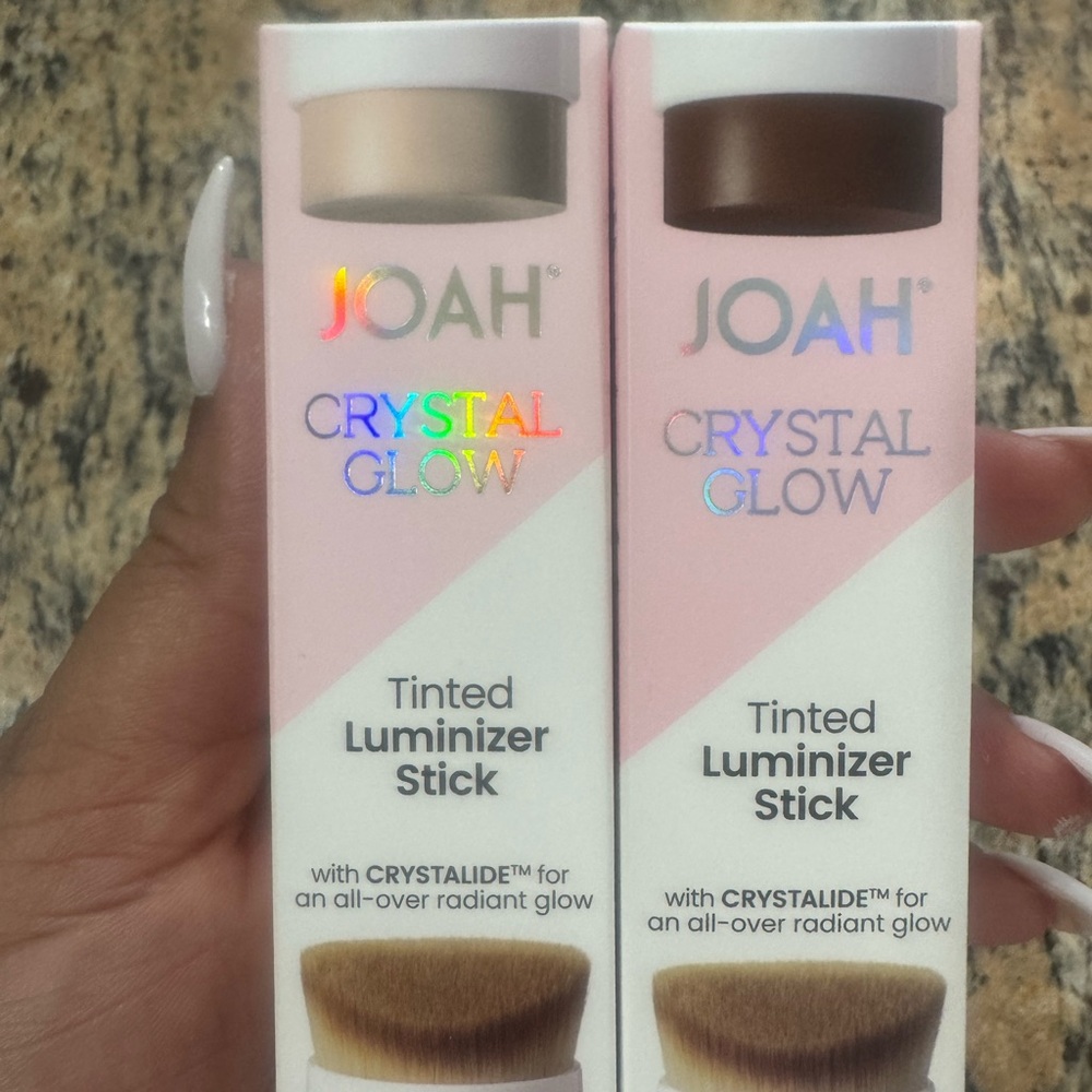 Joah Brown Cream and Brown Highlighter Stick Radiant Glow